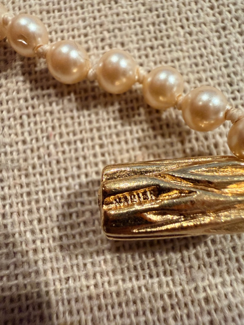 Bundle of 4 vintage Napier jewelry items beads, pearls, seed beads, gold metal - Picture 7 of 9